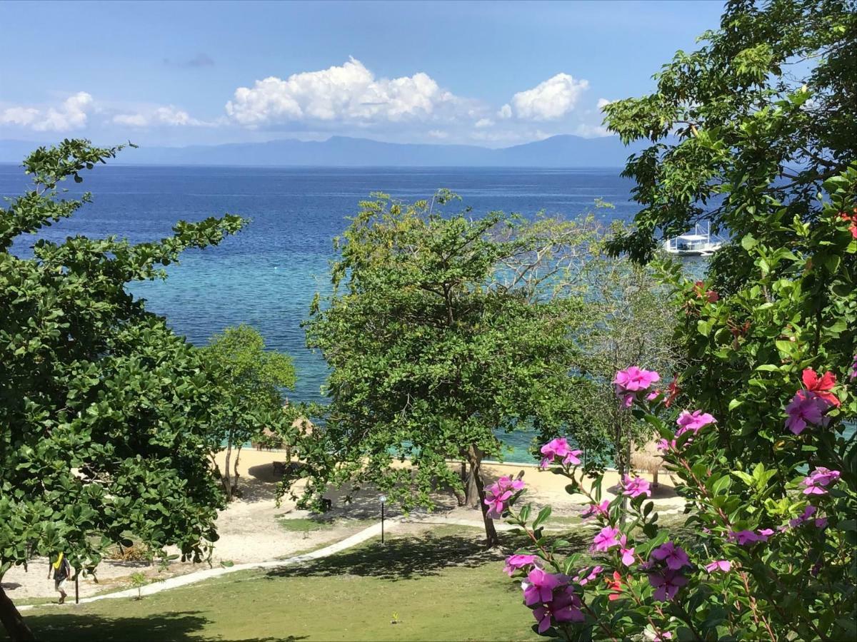 Cuestas Beach Resort And Restaurant Badian Exterior photo